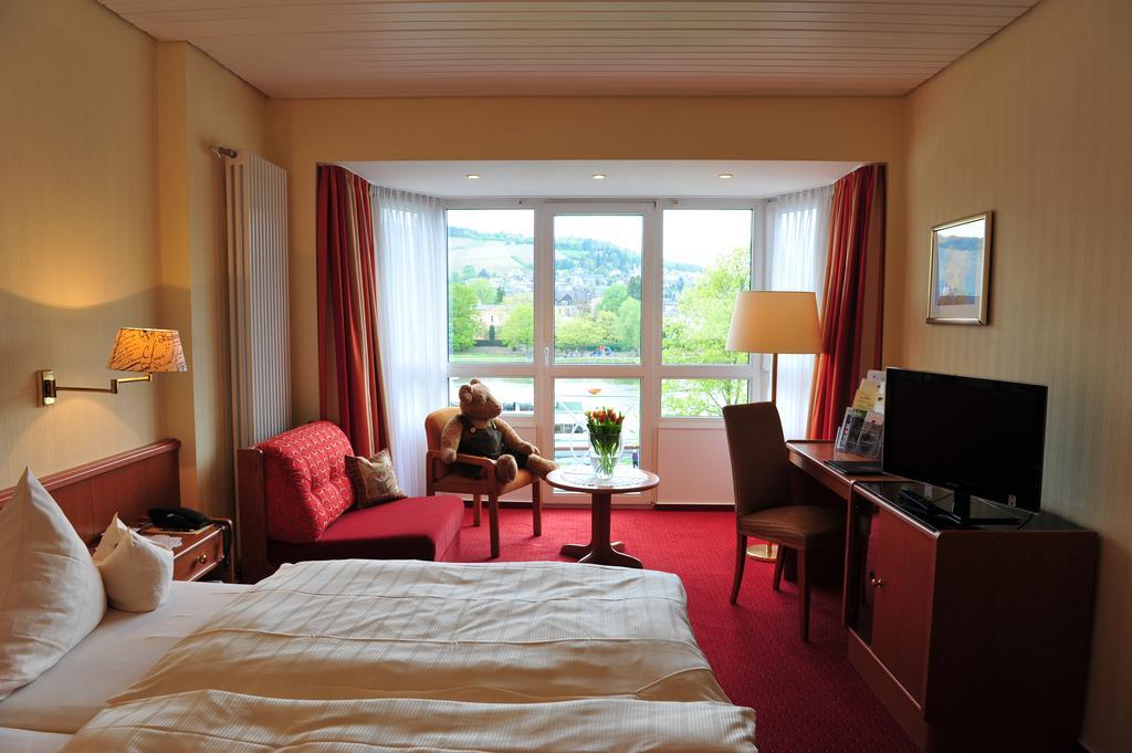 Hotel Bären Bernkastel-Kues Rum bild